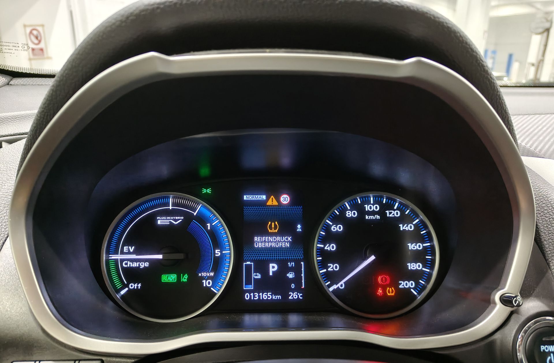 Mitsubishi Eclipse Cross 2.4 PHEV Kaiteki 4WD - foto 23