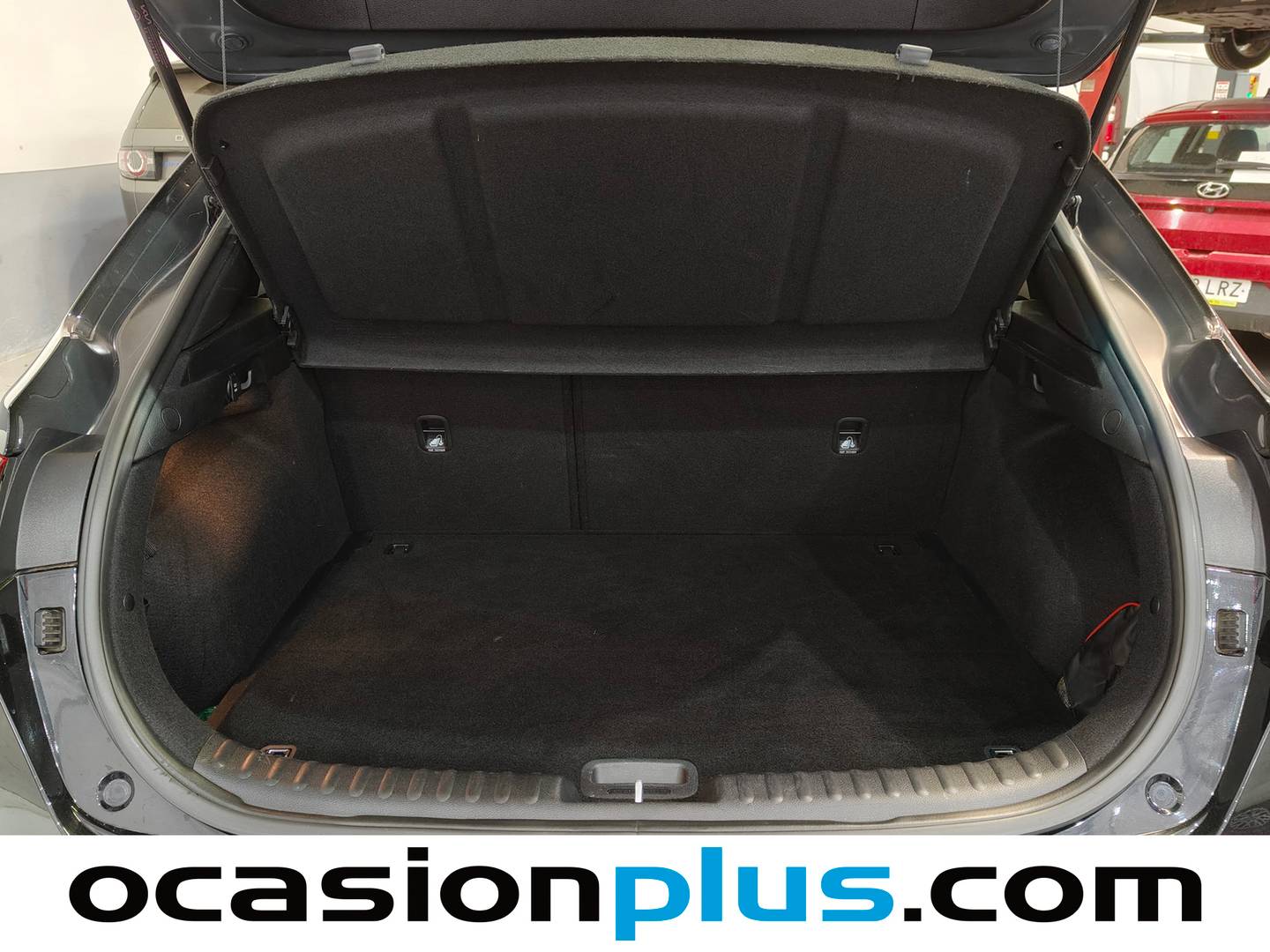 Fotos maletero KIA XCeed Kia XCeed 1.0 T-GDi Tech (120 CV)