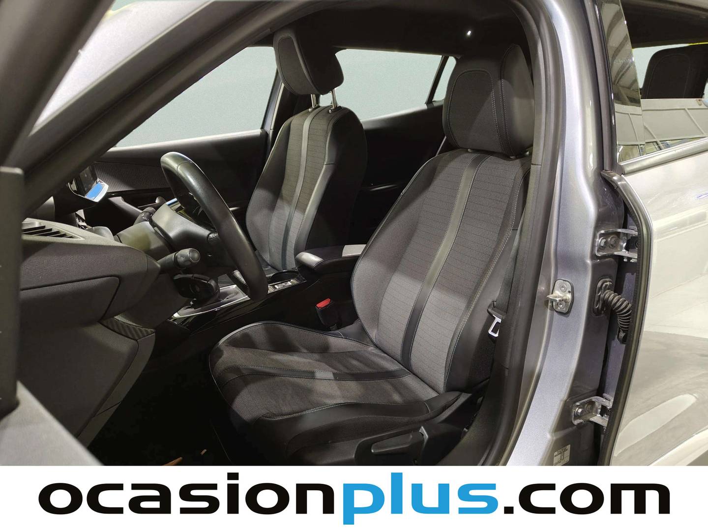 Foto Peugeot 2008 Peugeot 2008 PureTech 100 S&S Allure (100 CV)