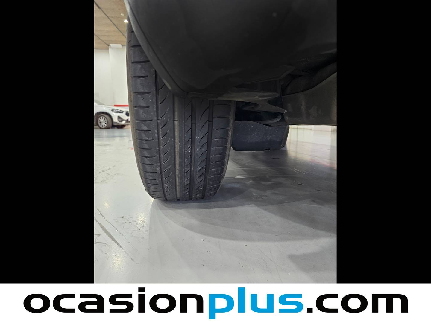 Foto Peugeot 5008 Peugeot 5008 PureTech 130 S&S Allure (130 CV) 7 PLAZAS