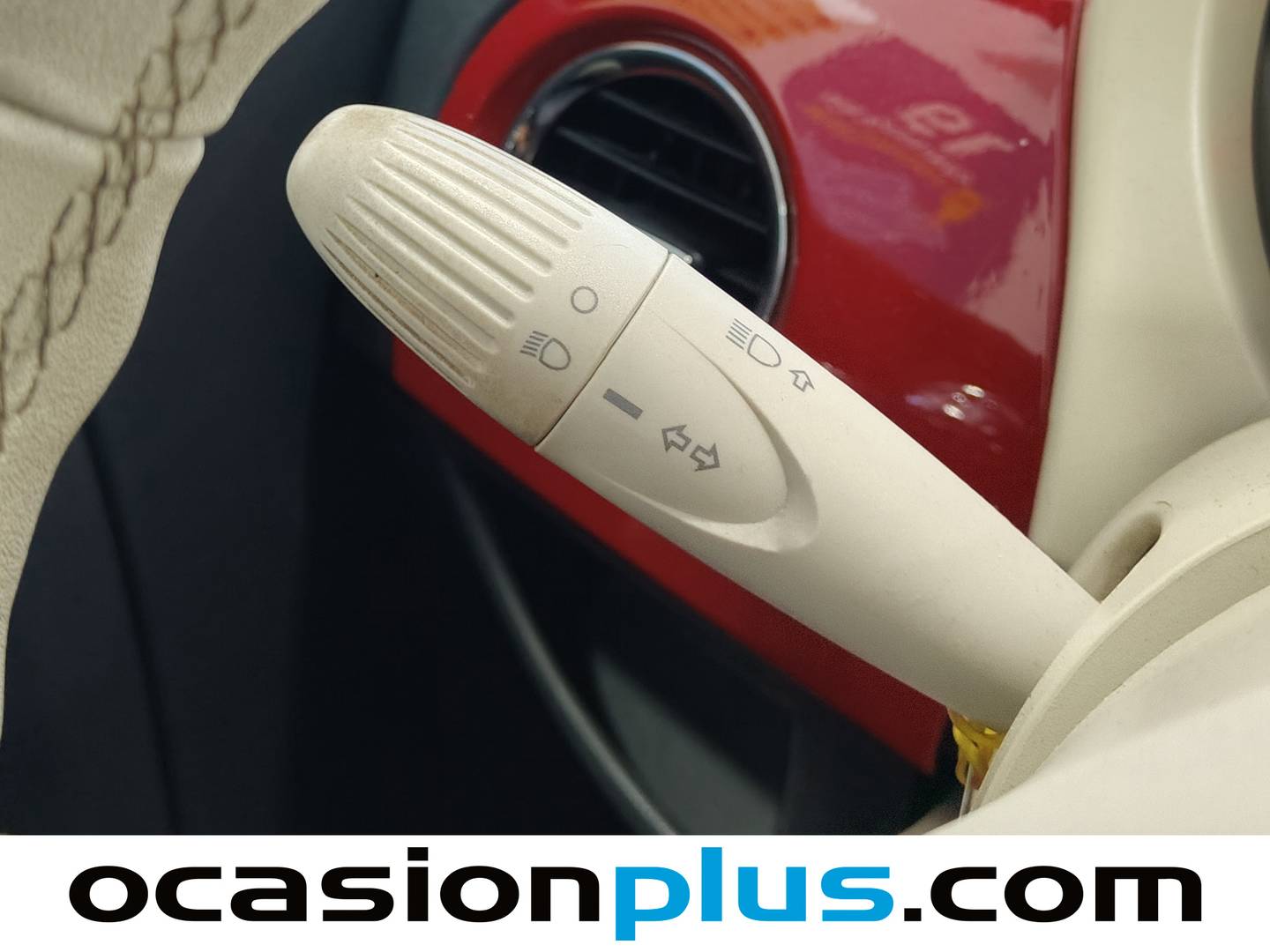 Equipamiento del Fiat 500 Fiat 500 1.2 8v Lounge (69 CV)