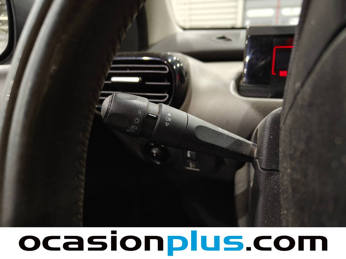 Citroën C4 Cactus Citroën C4 Cactus PureTech 82 Feel (82 CV) manual