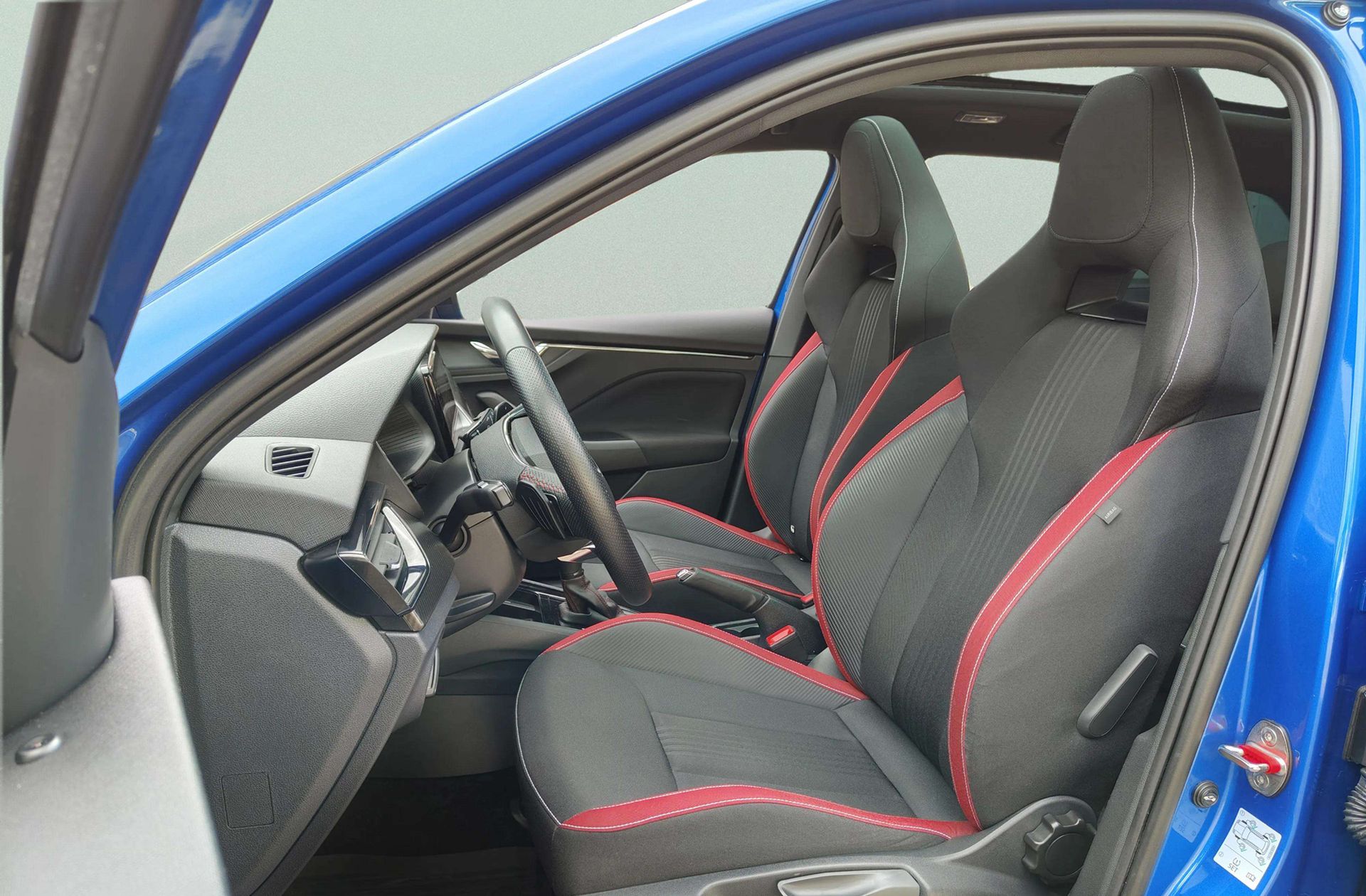 Škoda Scala 1.5 TSI Montecarlo DSG - foto 12