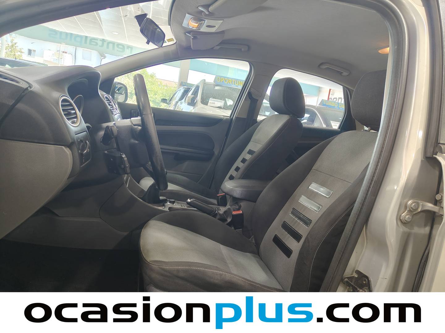 Foto asientos delanteros Ford Focus Ford Focus 1.6 TDCI Trend (109 CV)