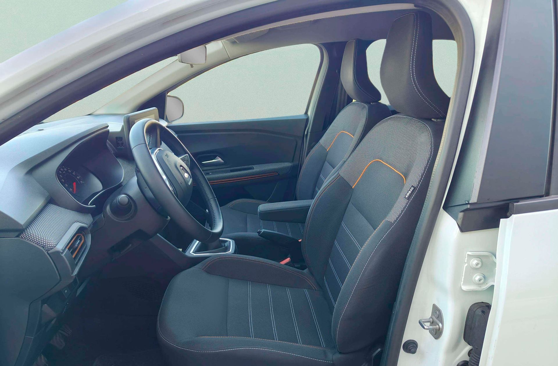 Dacia Sandero Essential ECO-G - foto 9