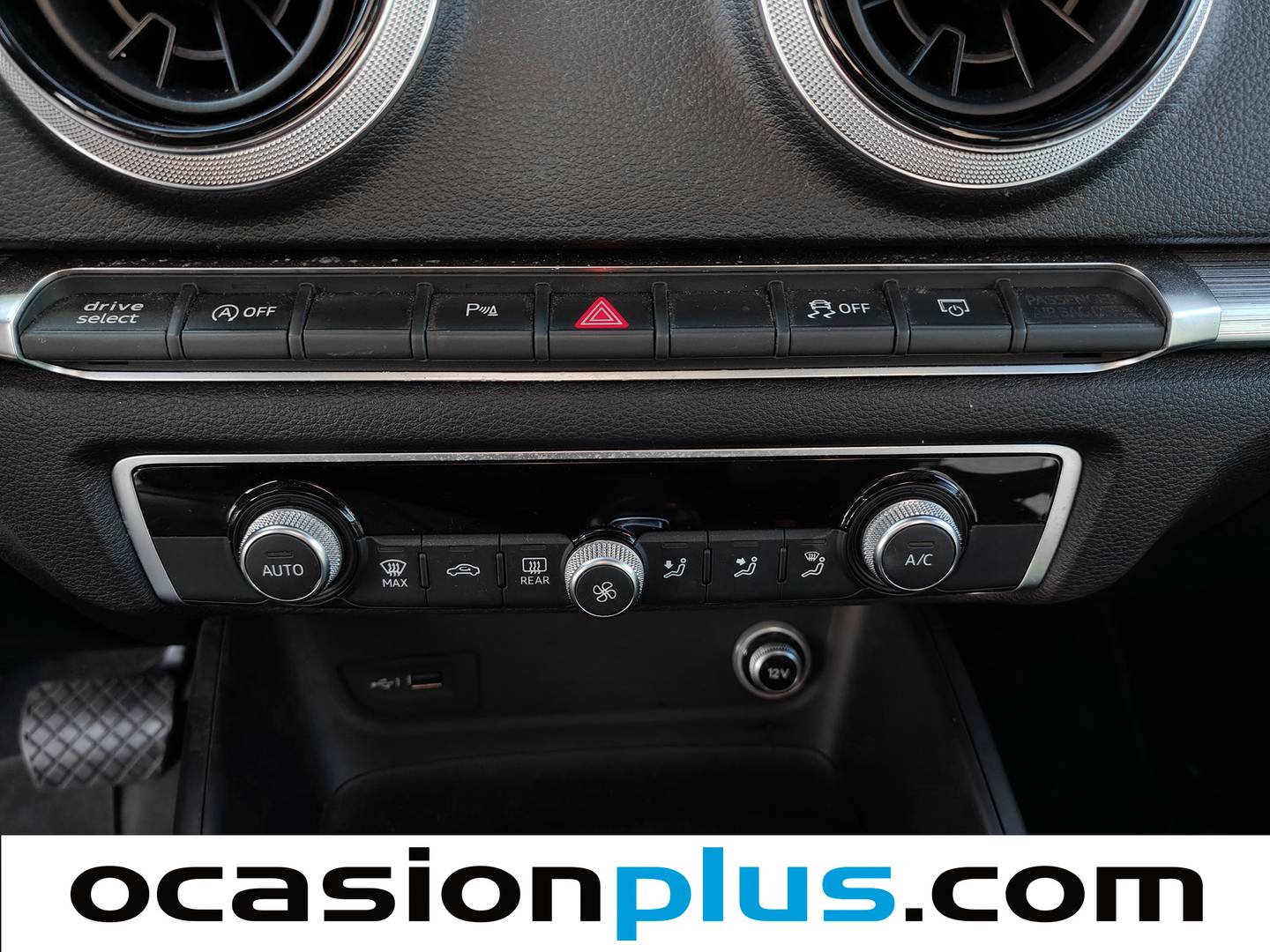 Foto Audi A3 Audi A3 Sedan 1.5 TFSI CoD EVO (150 CV) S tronic