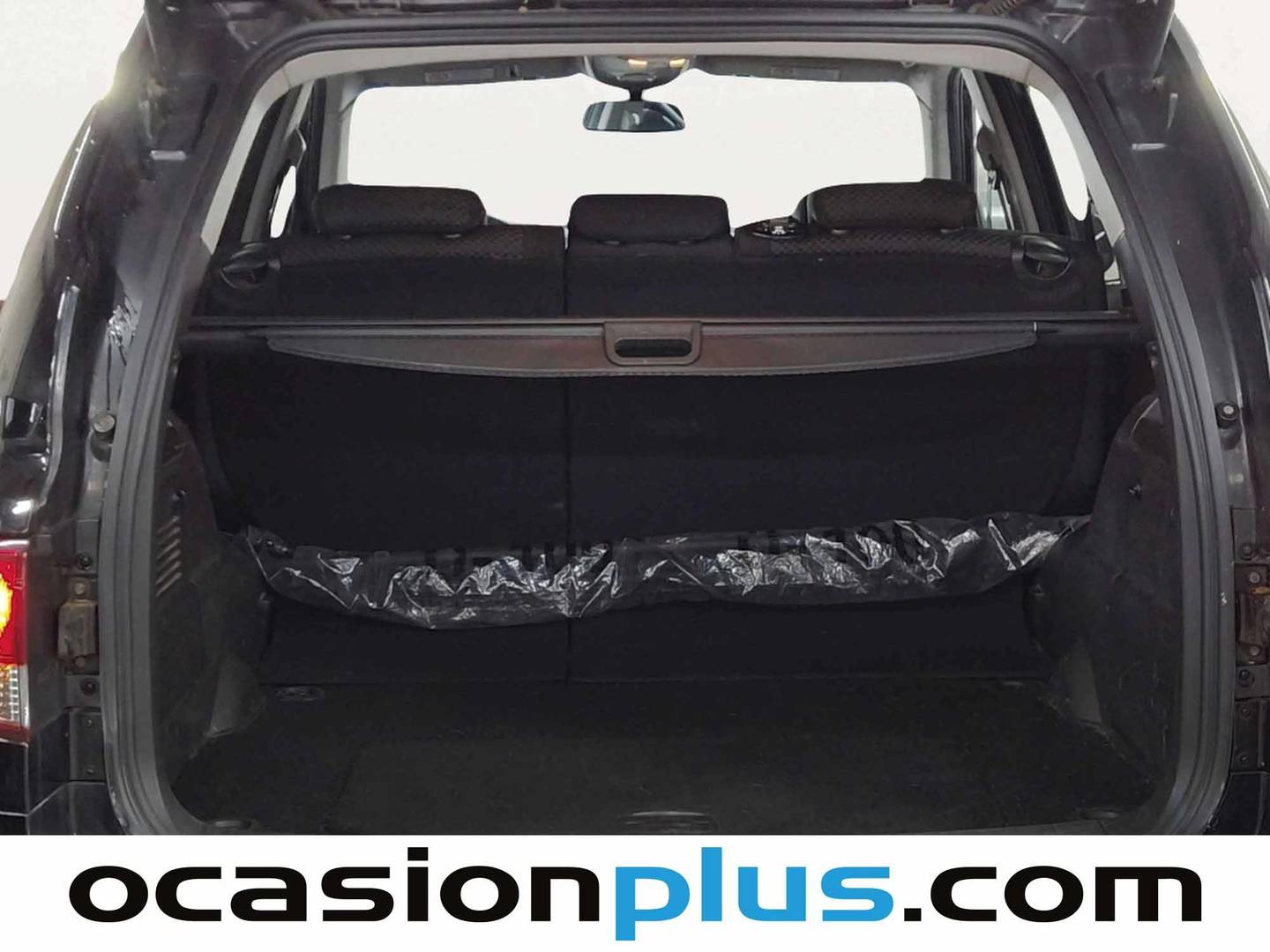 Fotos maletero SsangYong Kyron SsangYong Kyron 200 Xdi Premium (141 CV)