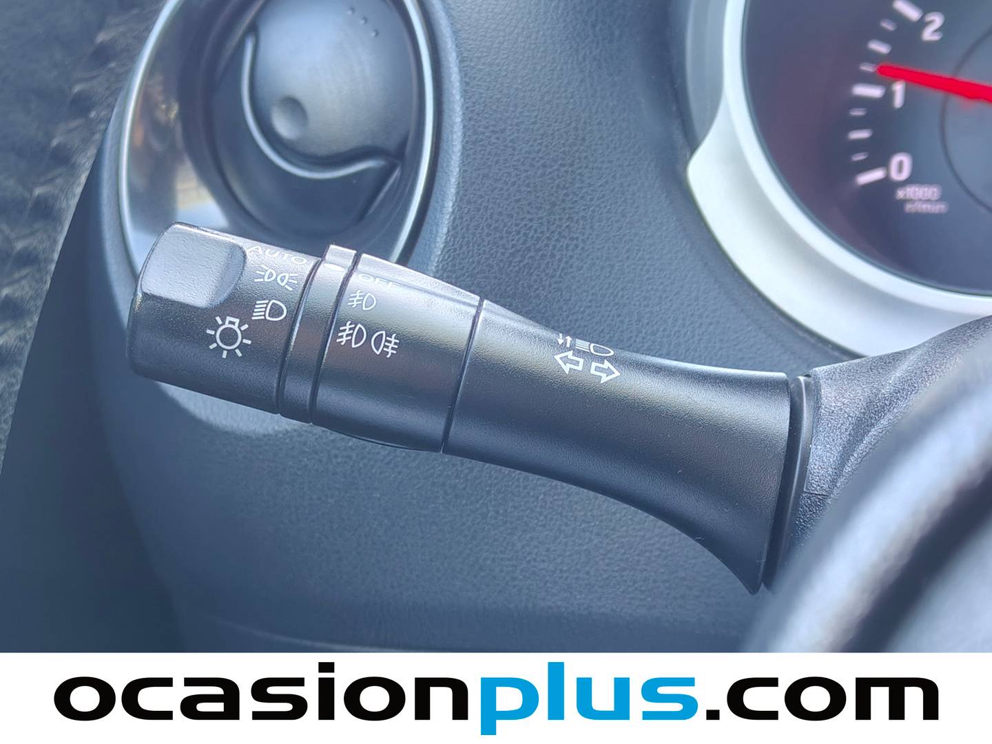 Foto Nissan JUKE Nissan Juke 1.6 Tekna Premium XTronic 4x2 86 kW (117 CV)