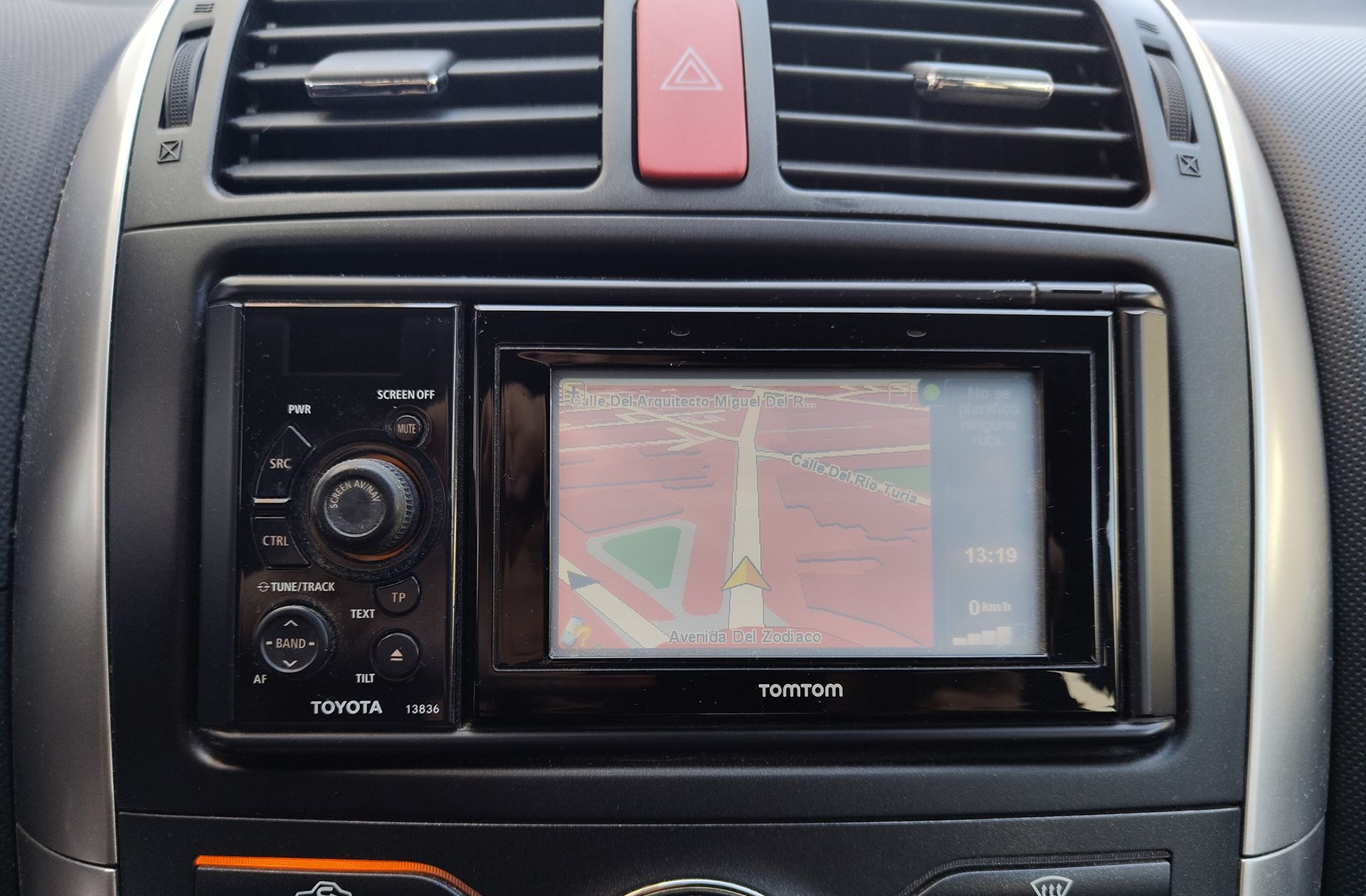 Toyota Auris 1.6 VVT-i Active - foto 7