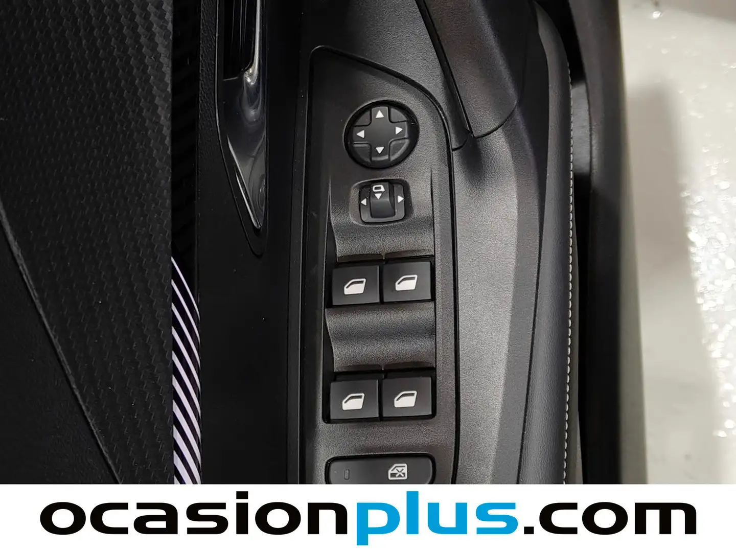 Foto Peugeot 2008 Peugeot 2008 PureTech 100 S&S Allure (100 CV)