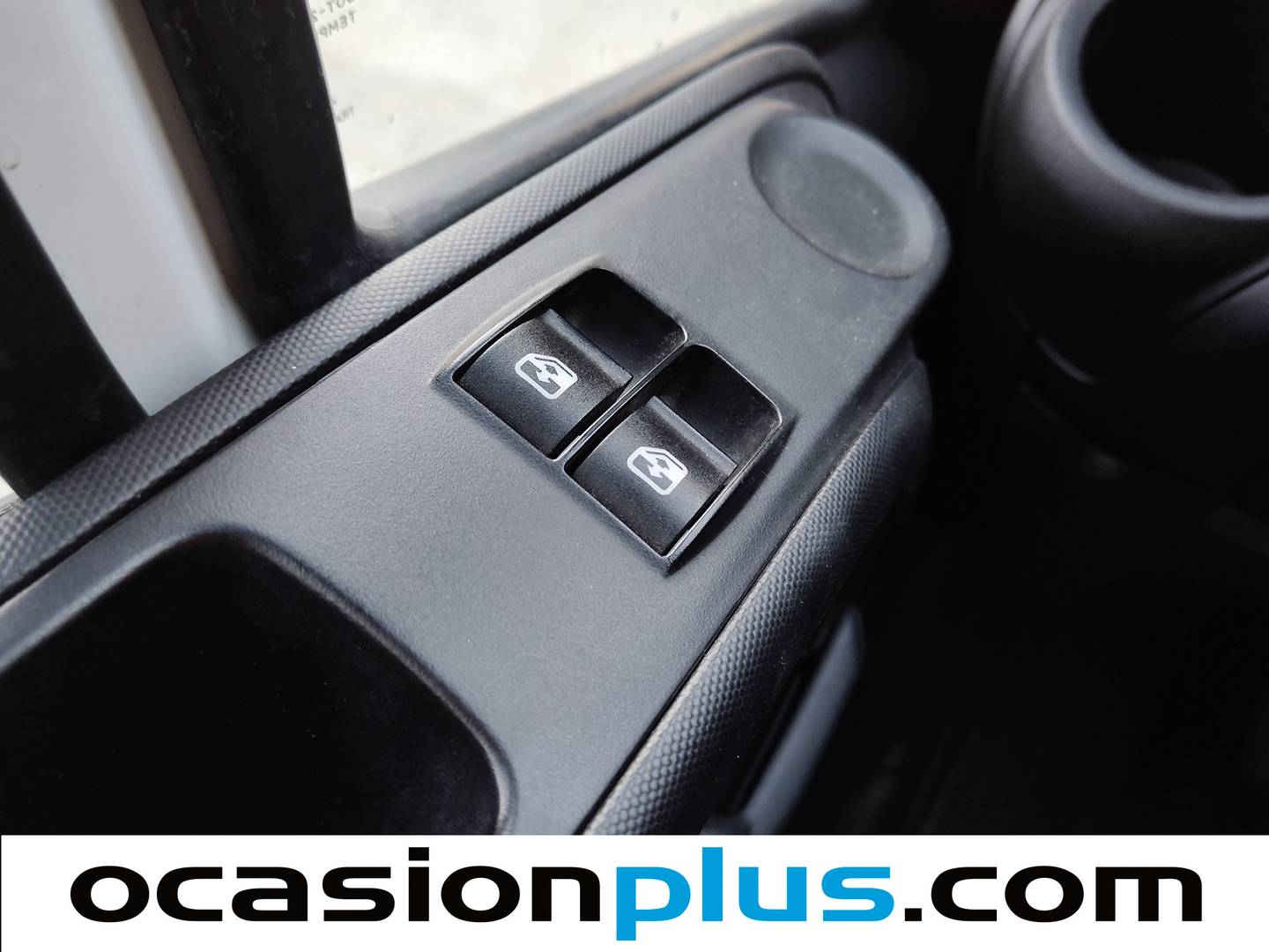 Iveco Daily Iveco Daily Furgon 35S 16 V 3520L/H2 (156 CV) diésel