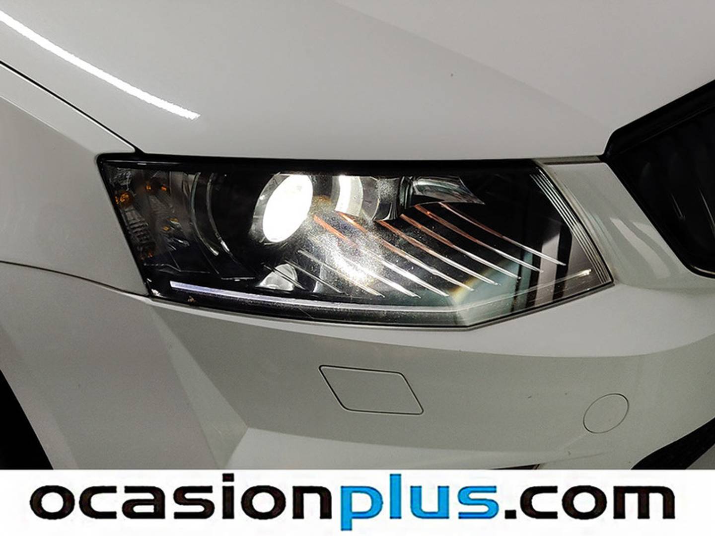 Foto Skoda Octavia Skoda Octavia Combi 2.0 TDI RS (184 CV) DSG