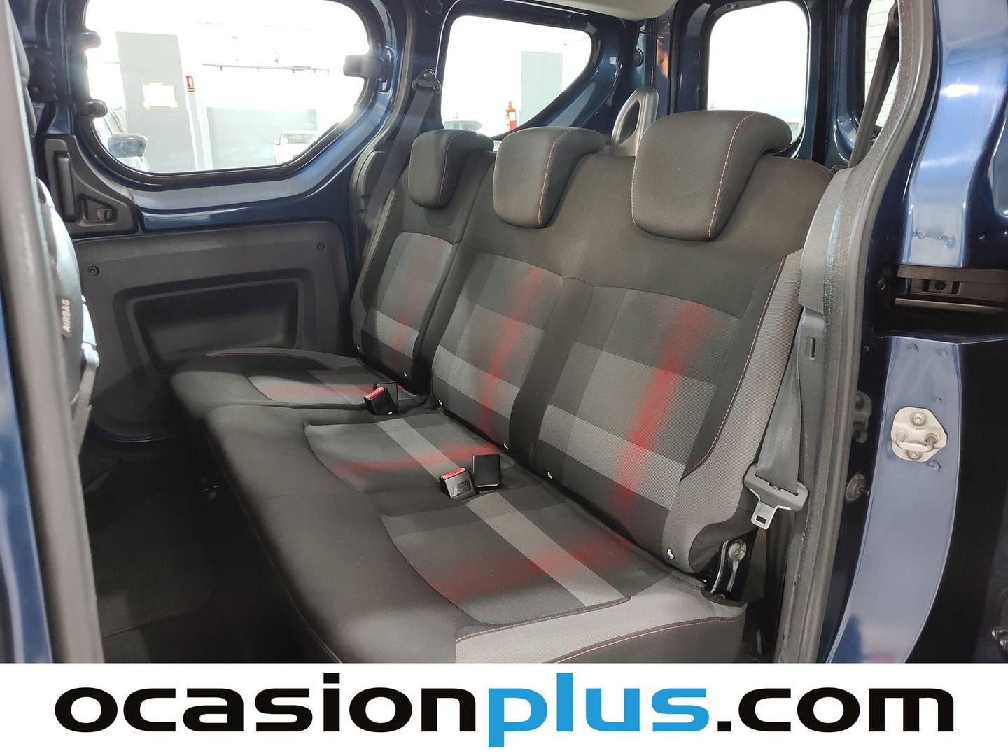 Foto asientos traseros Dacia Dokker Dacia Dokker Serie Limitada Xplore Blue dCi  (95 CV)