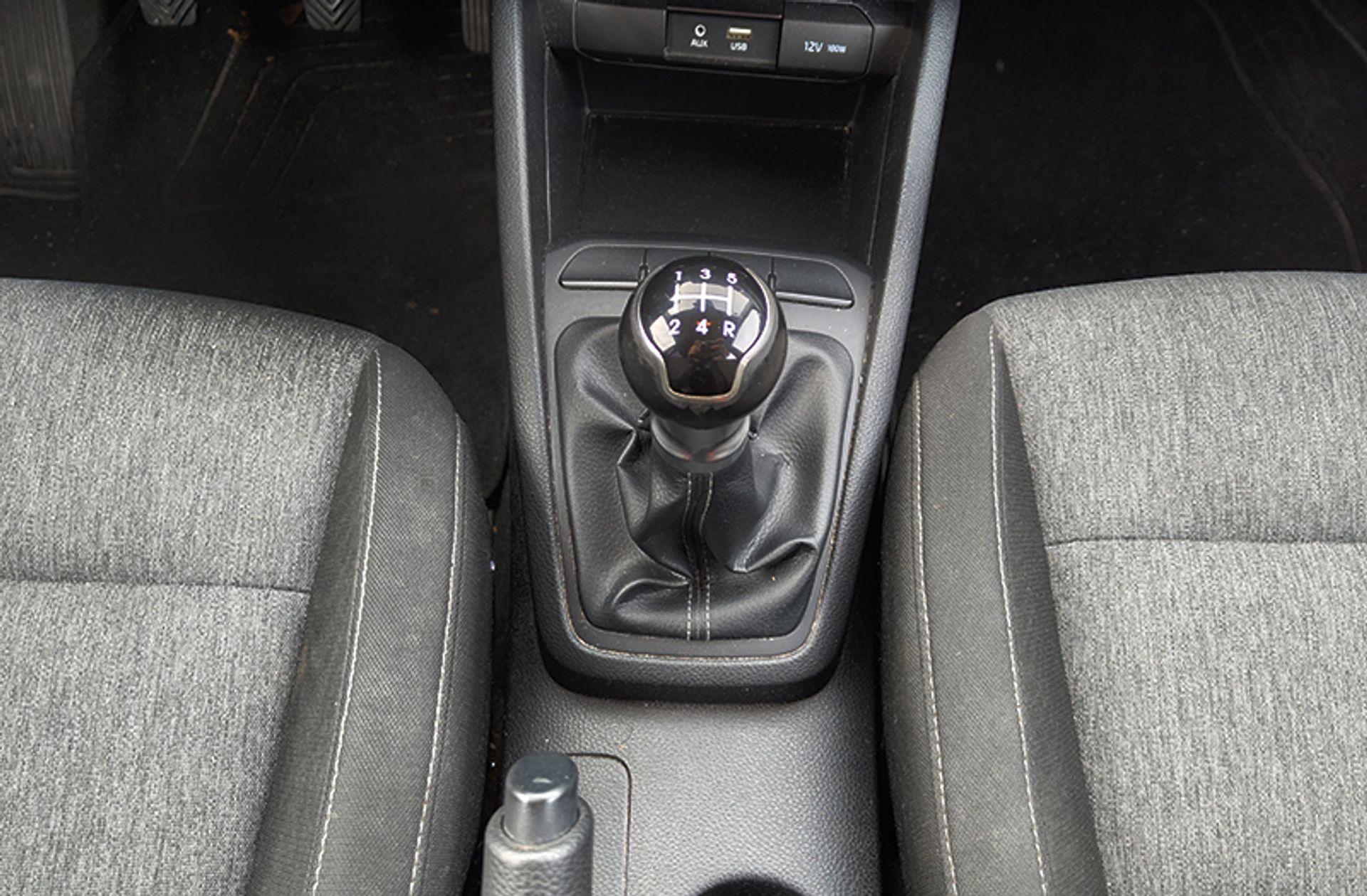 Kia Stonic 1.2 Cvvt Eco-Dynamic Concept - foto 5