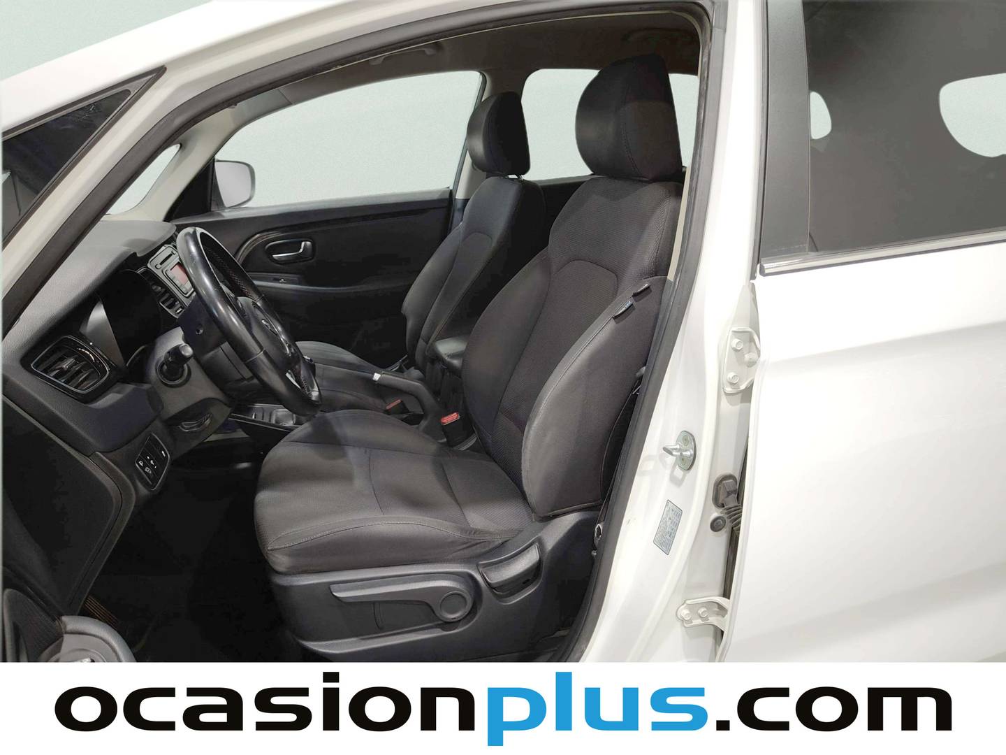 Foto asientos delanteros KIA Carens KIA Carens 1.6 GDi Drive (135 CV)