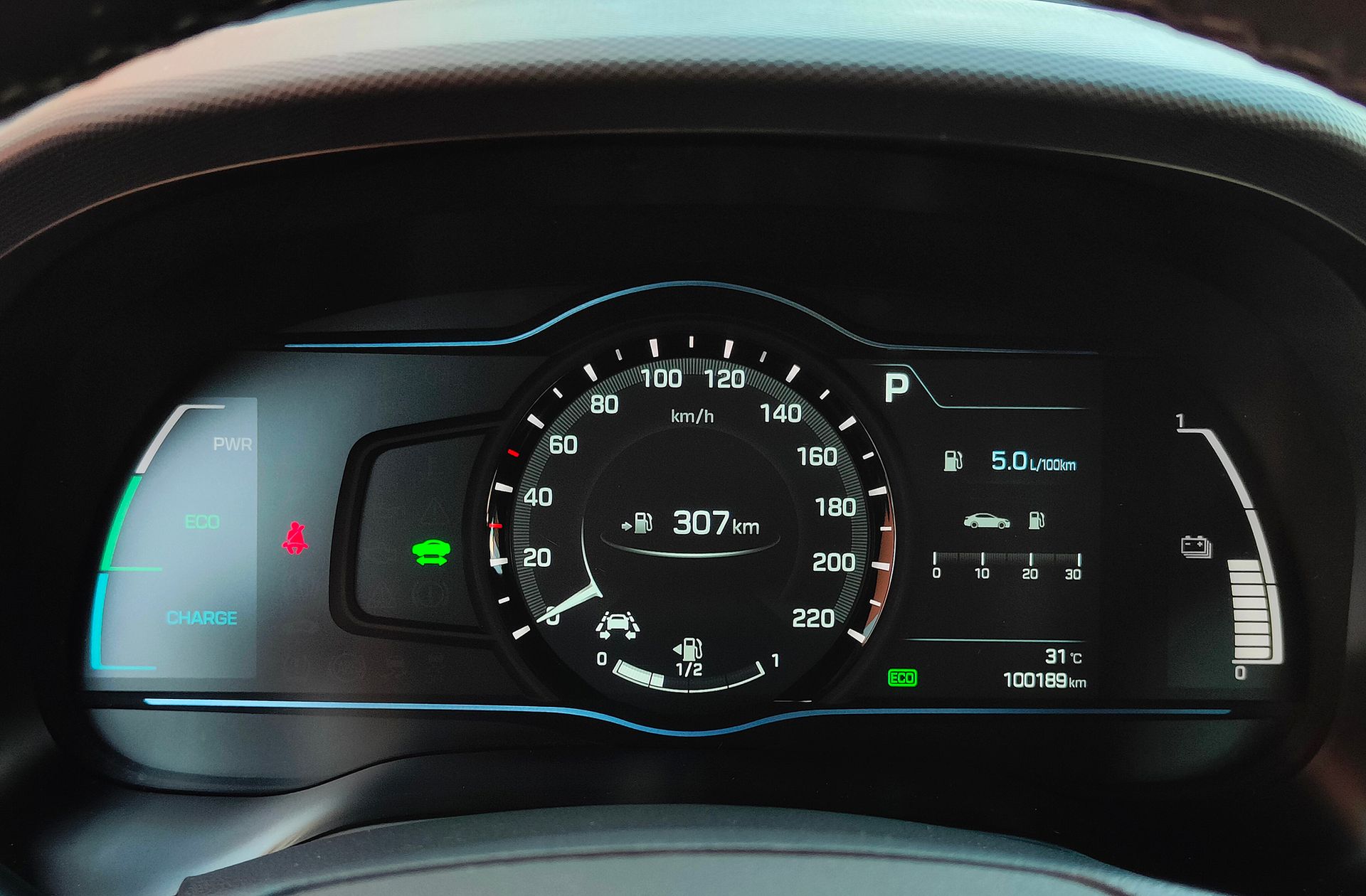 Hyundai Ioniq 1.6 GDI HEV Tecno DCT - foto 26