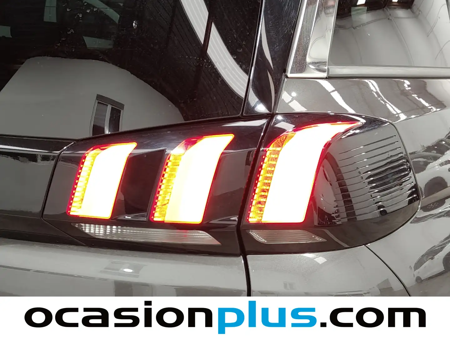 Foto Peugeot 5008 Peugeot 5008 PureTech 130 S&S Allure Pack EAT8 (130 CV) 7 Plazas