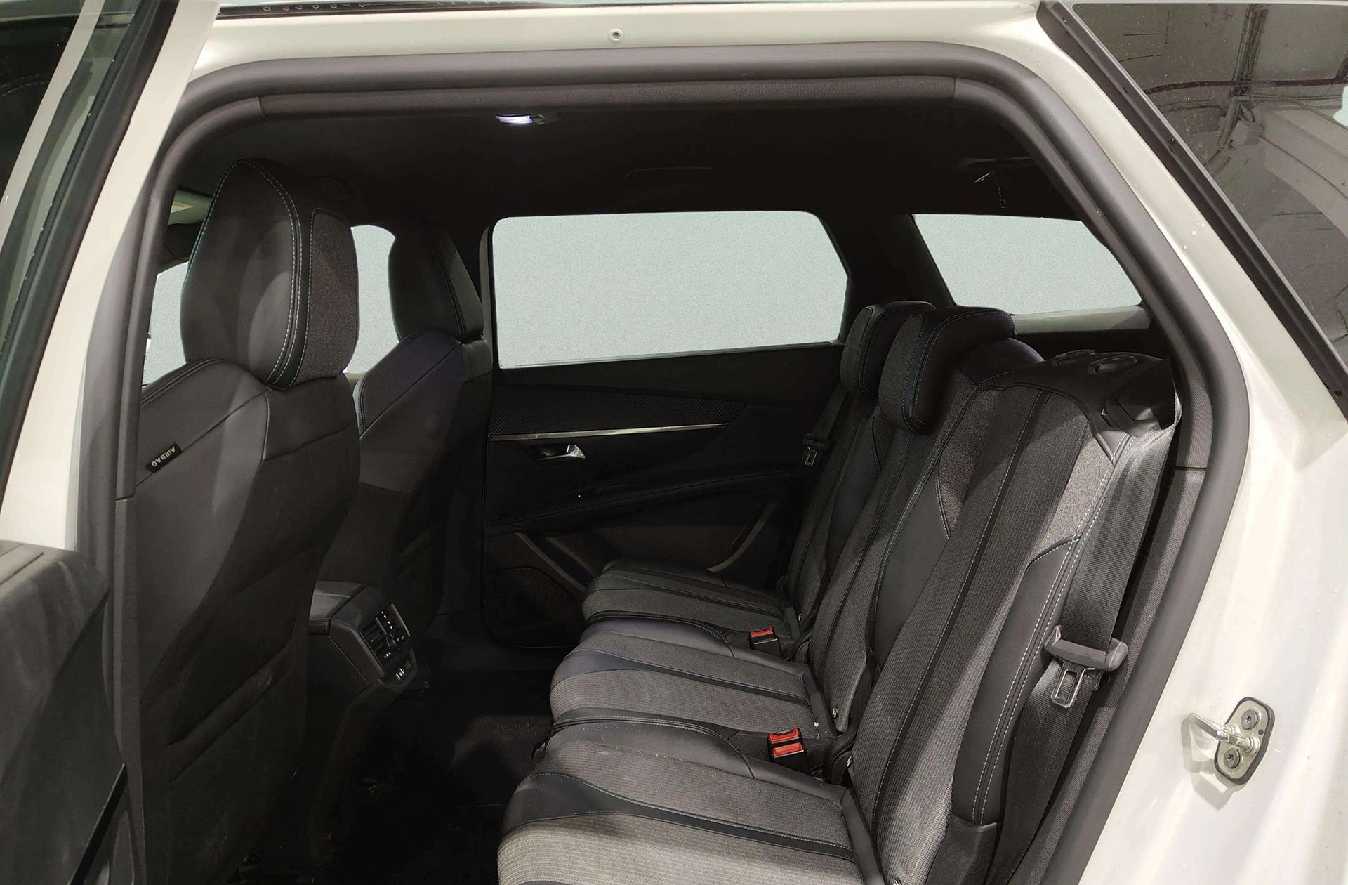 Peugeot 5008 1.2 Allure Pack eDCS6 7 plazas - foto 13