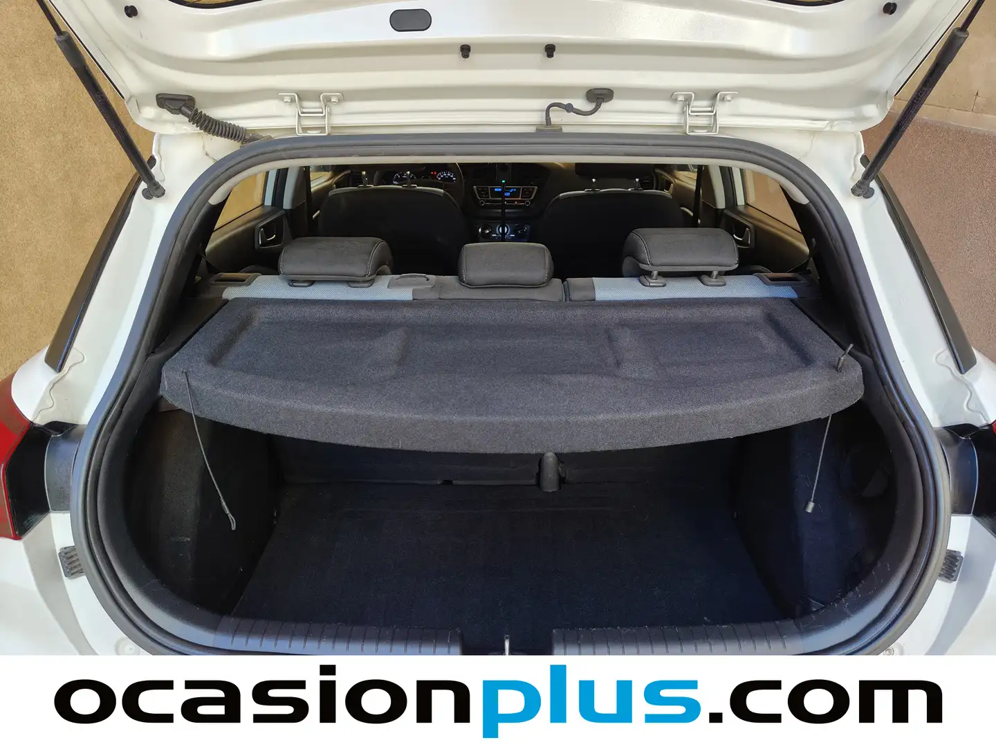 Foto Hyundai i20 Hyundai i20 1.2 MPI BlueDrive Tecno  (84 CV)