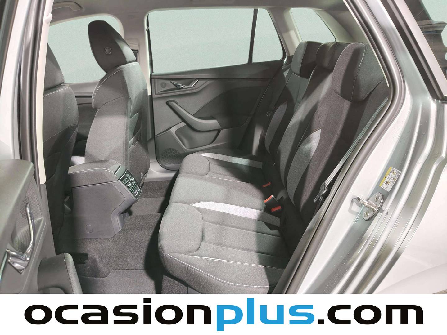 Foto asientos traseros Skoda Kamiq Skoda Kamiq 1.0 TSI Selection DSG (115 CV)