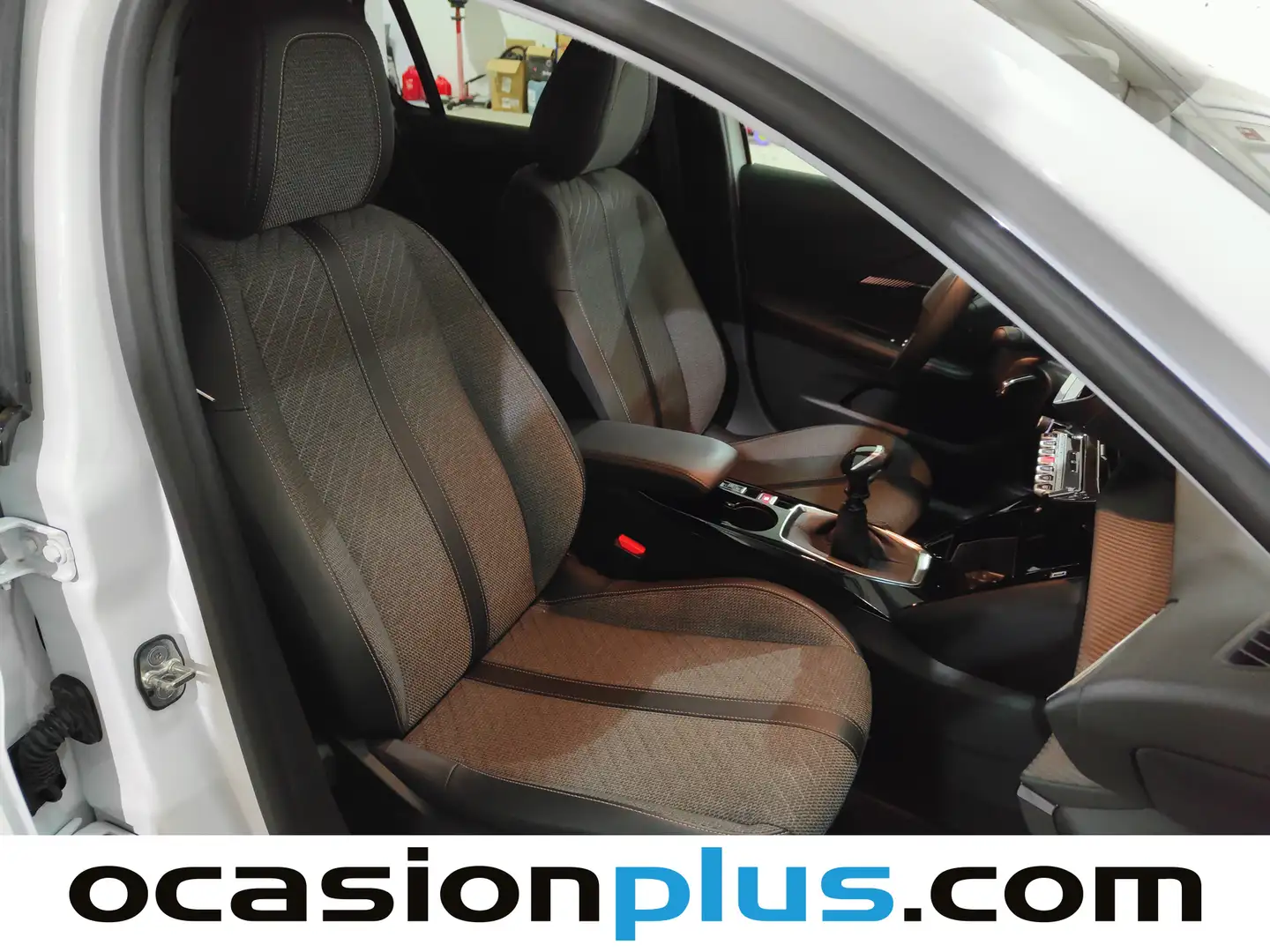 Foto Peugeot 208 Peugeot 208 PureTech 100 Allure (100 CV)