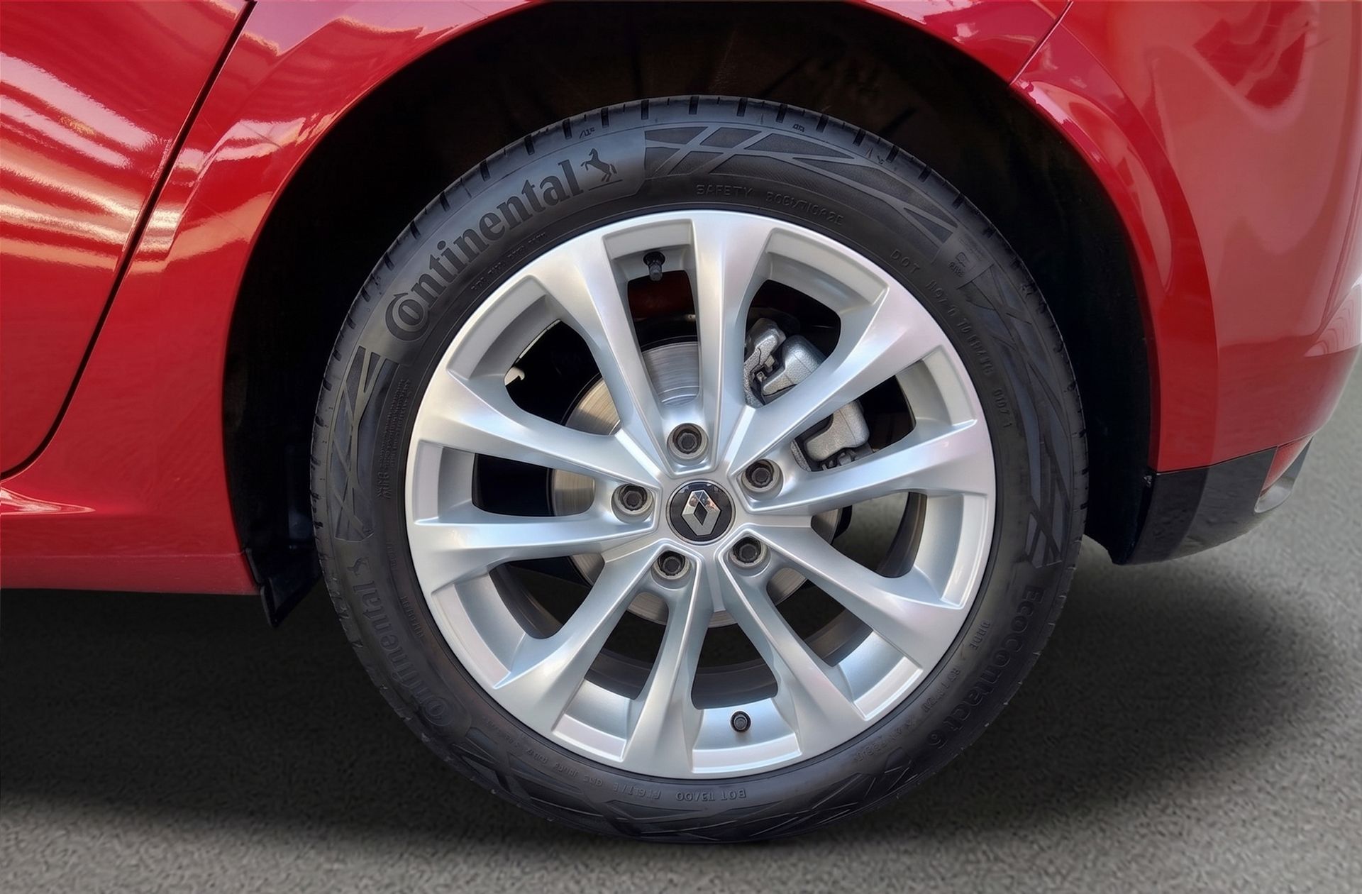Renault Mégane Zen TCe GPF - foto 33