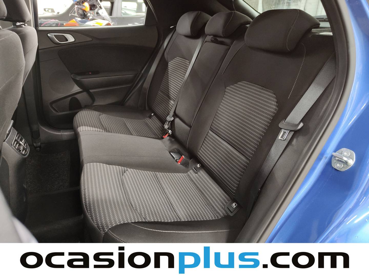 Foto asientos traseros KIA XCeed KIA XCeed 1.0 T-GDi Drive  (100 CV)