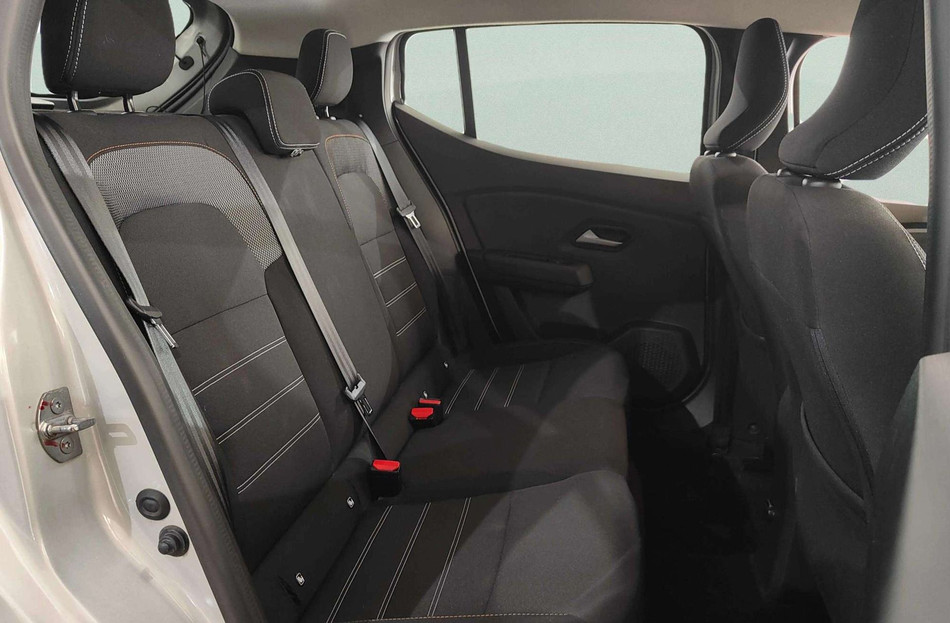 Dacia Sandero Stepway Expression TCe - foto 19