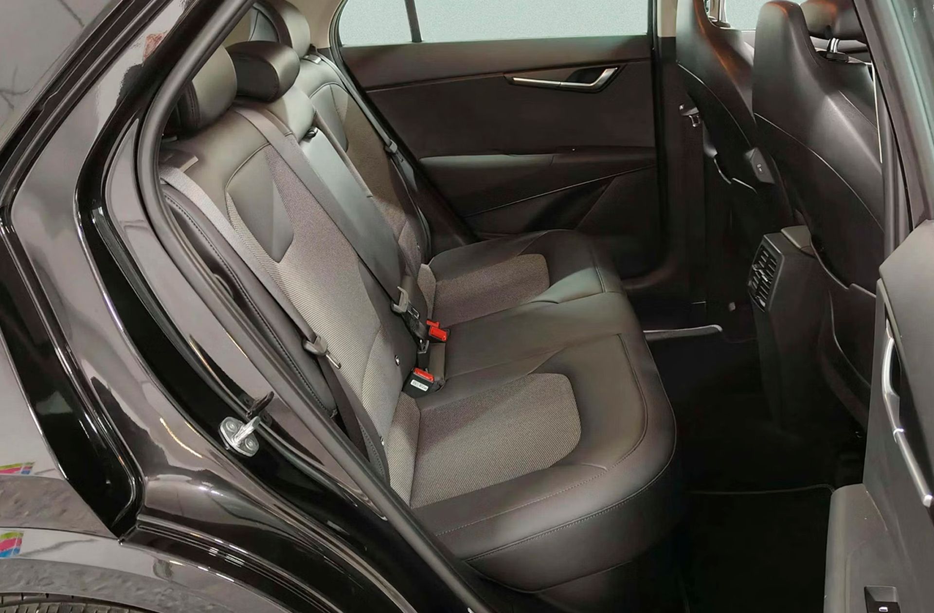 Kia Niro 1.6 GDi HEV Drive - foto 16