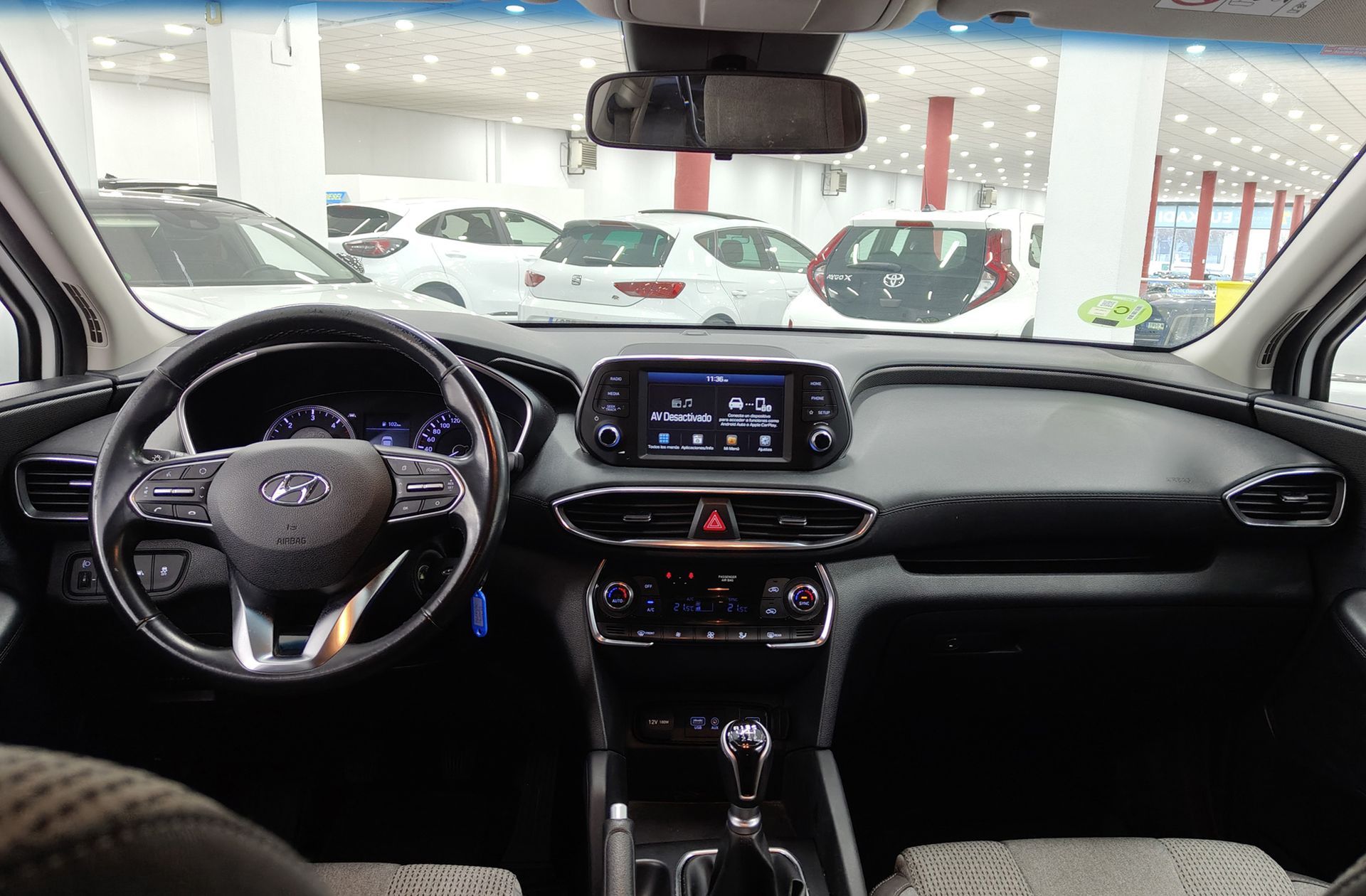 Hyundai Santa Fe 2.0 CRDi Essence 4x2 DK 7 plazas - foto 7