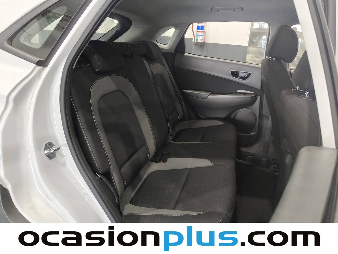 Foto Hyundai Kona Hyundai Kona 1.6 GDI HEV Klass DT (141 CV)