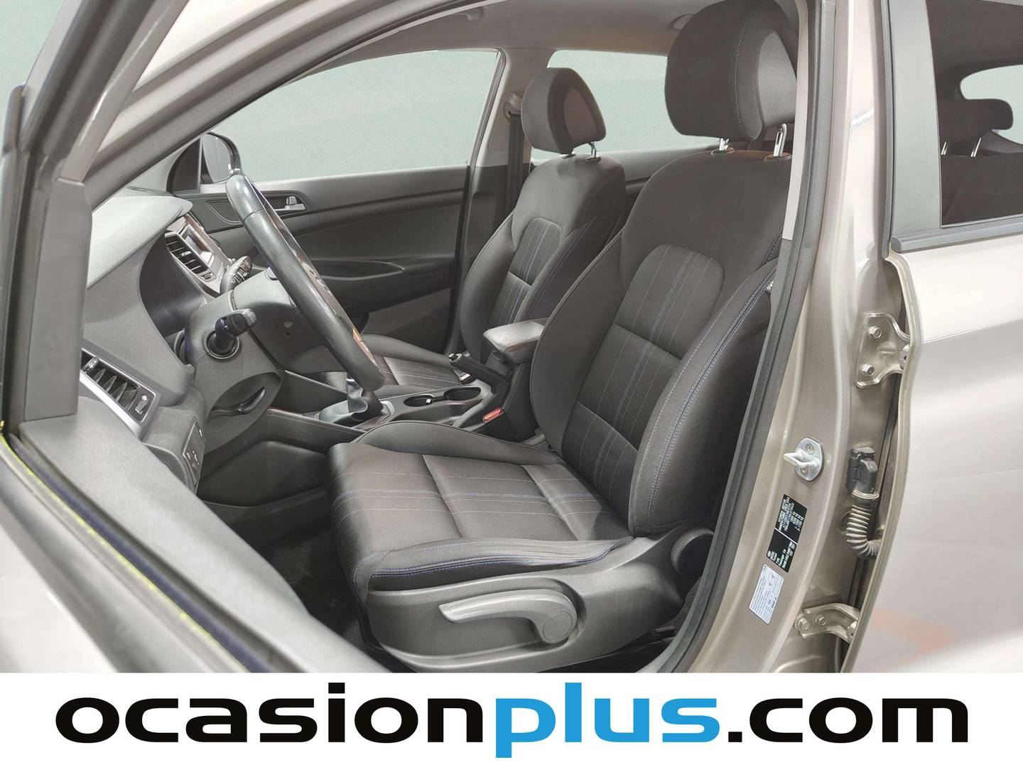 Foto asientos delanteros Hyundai Tucson Hyundai Tucson 1.6 GDI BlueDrive Essence 4x2 (131 CV)