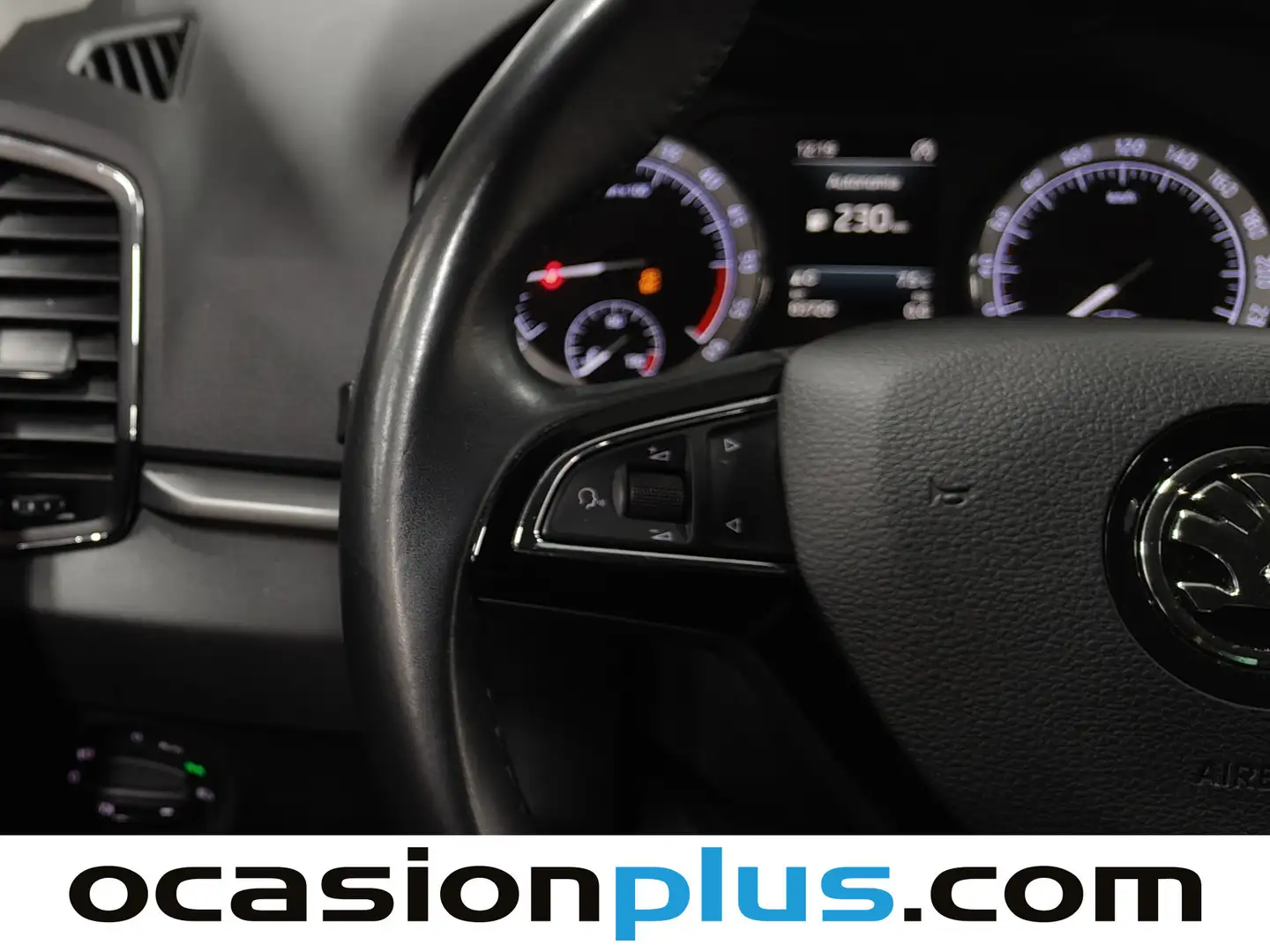 Foto Skoda Karoq Skoda Karoq 1.6 TDI Like (115 CV)