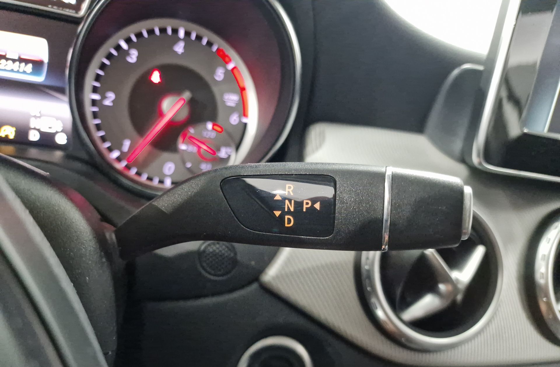 Mercedes-Benz GLA 200 d Style - foto 5