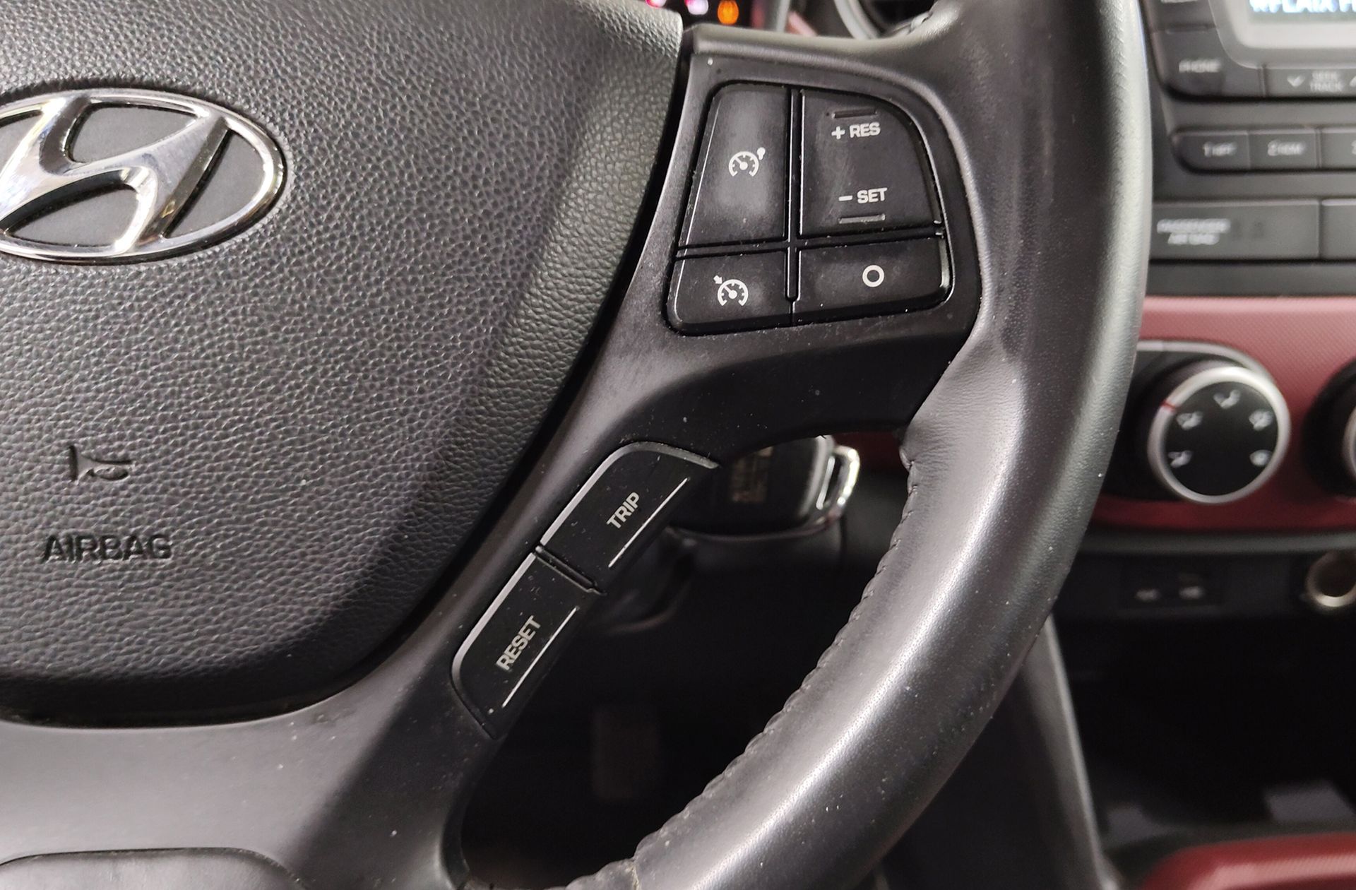 Hyundai i10 1.0 Tecno - foto 21