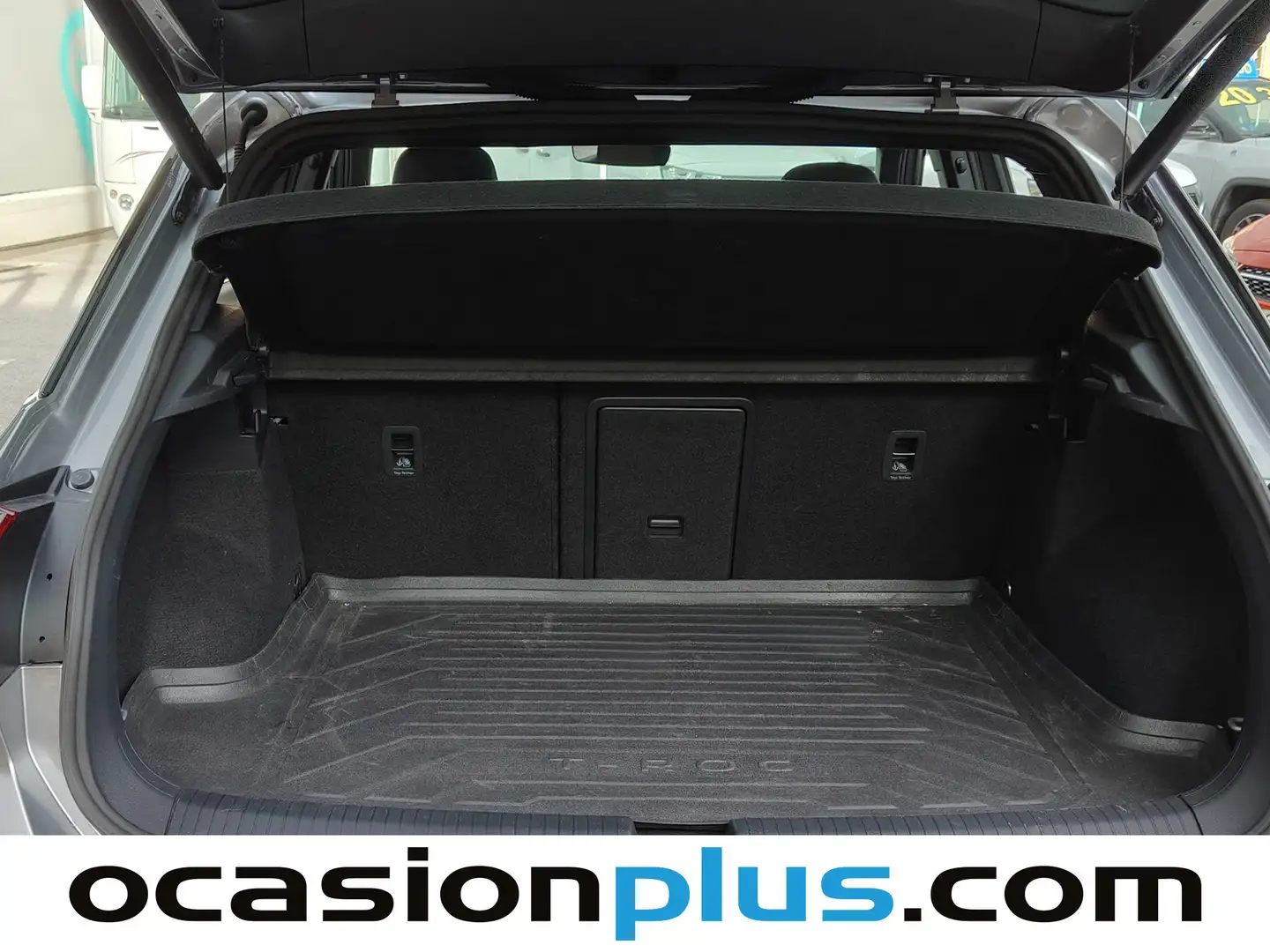 Foto Volkswagen T-Roc Volkswagen T-Roc R-Line 2.0 TDI (150 CV)