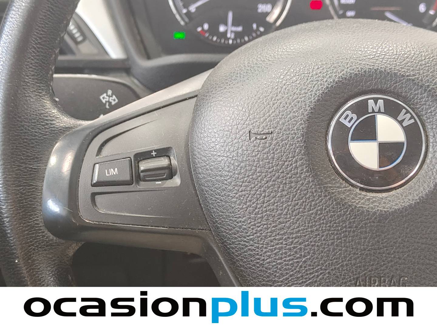 Equipamiento del BMW X1 BMW X1 sDrive16d (116 CV)