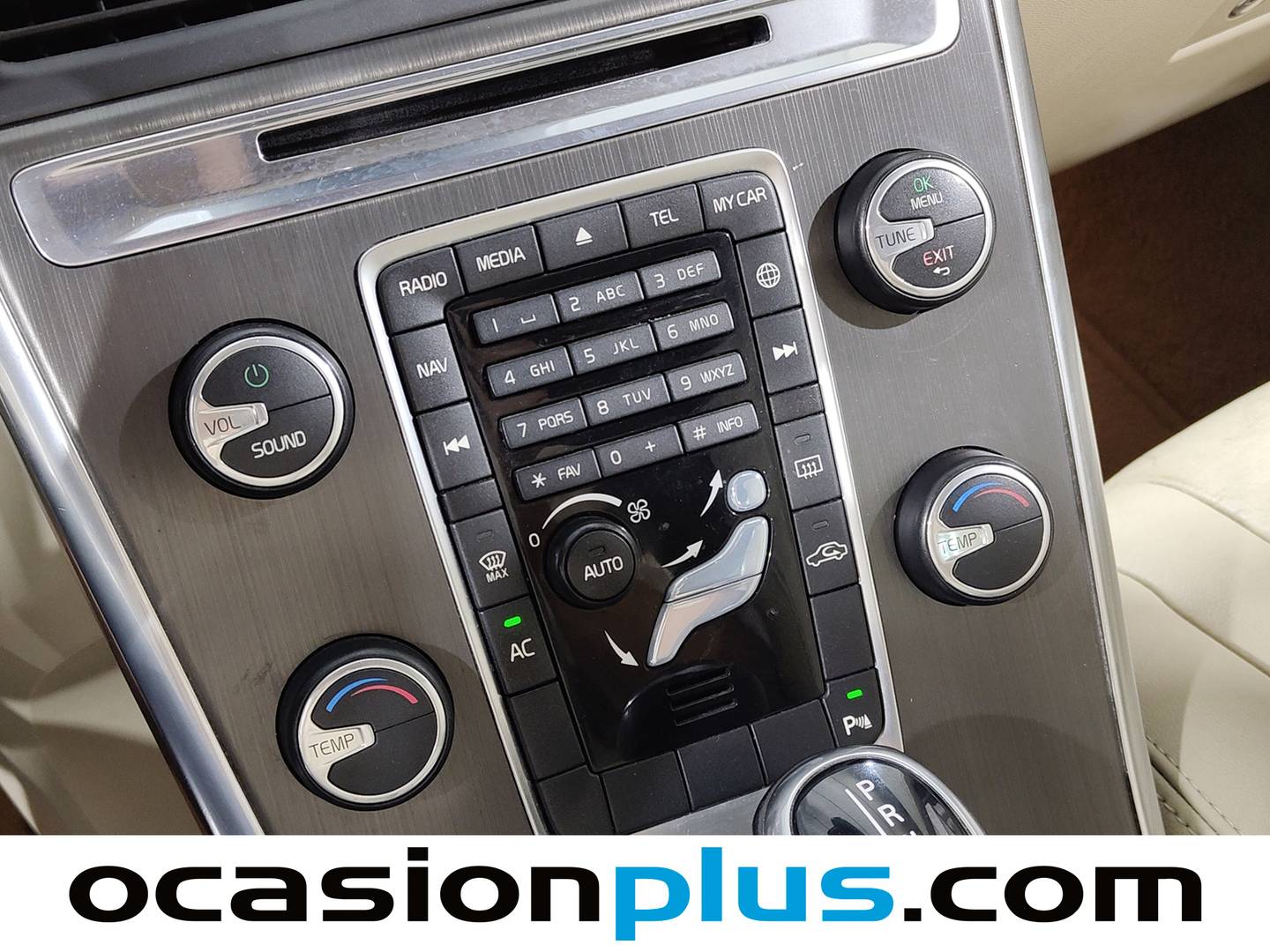 Foto Volvo XC60 Volvo XC60 D3 Summum Auto (136 CV)