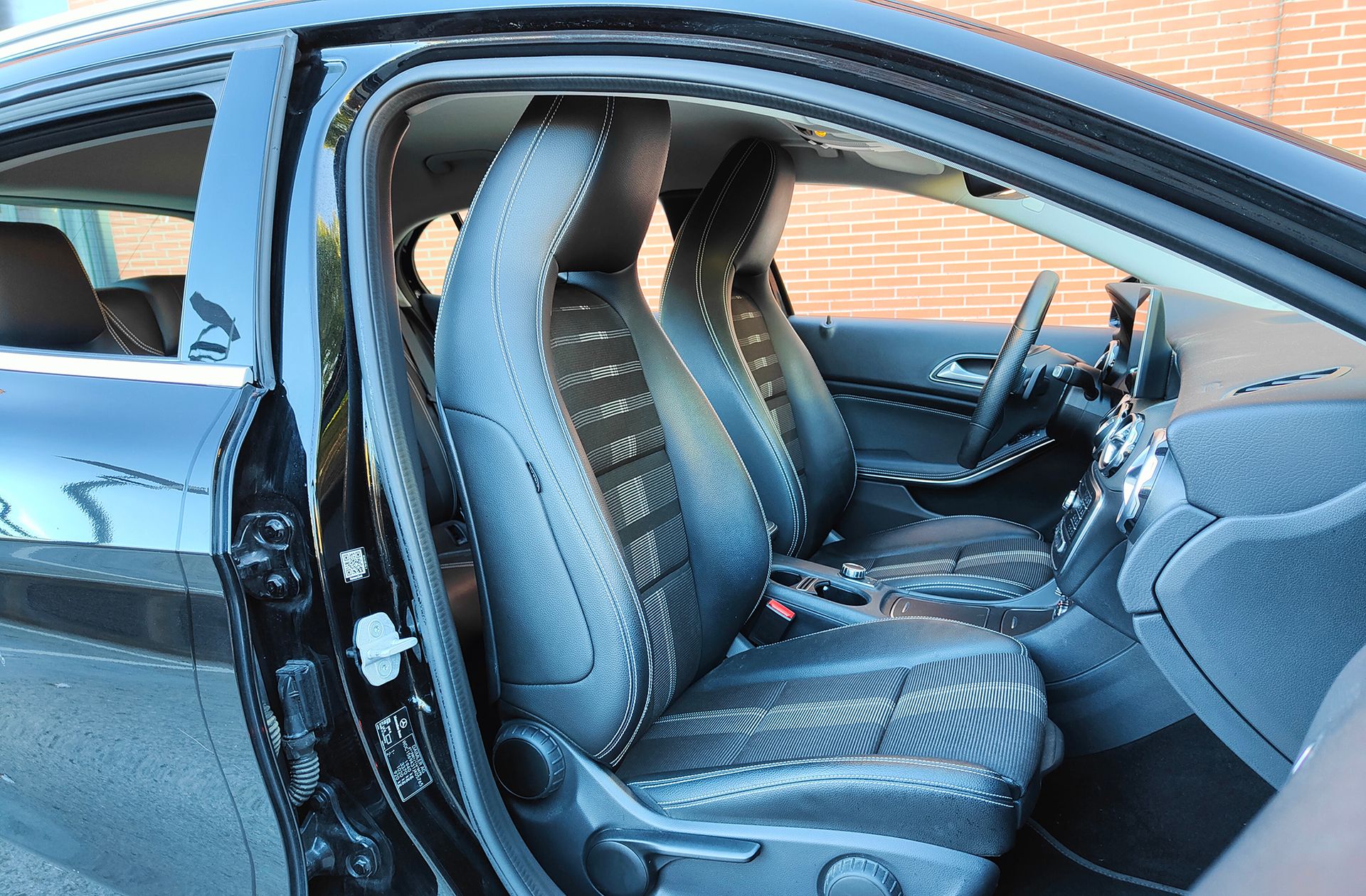 Mercedes-Benz GLA 200 - foto 19