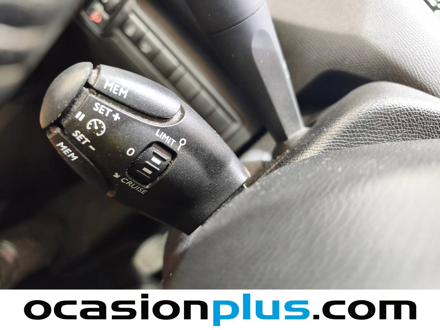 Equipamiento del Peugeot 308 Peugeot 308 BlueHDi 100 Style (100 CV)