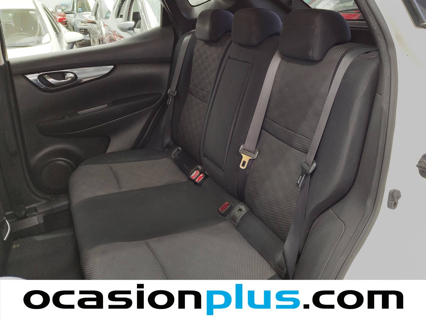 Foto asientos traseros Nissan QASHQAI Nissan Qashqai 1.2 DIG-T S&S 360 4X2 (115 CV)