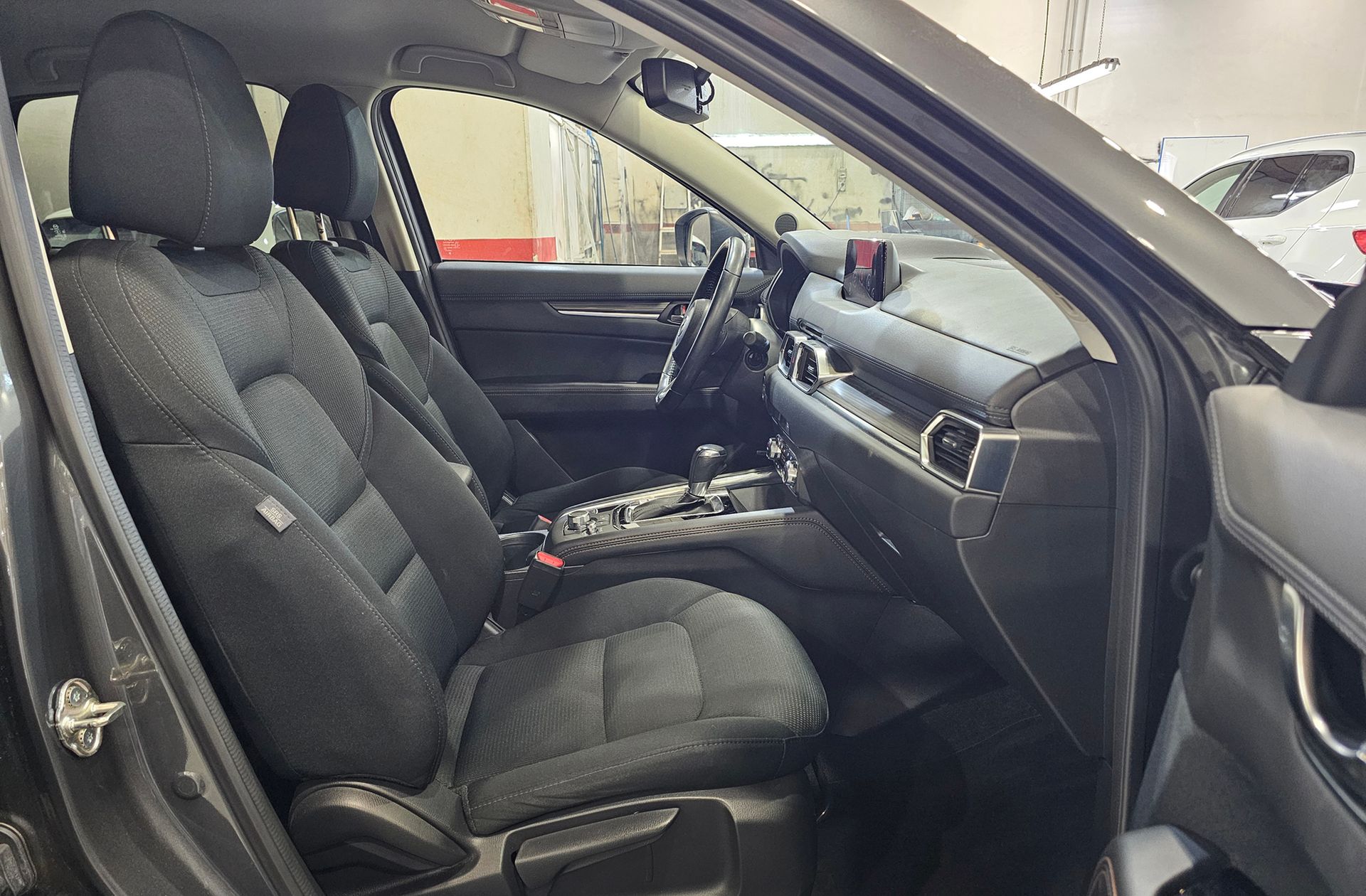 Mazda CX-5 2.0 G Zenith 2WD - foto 19