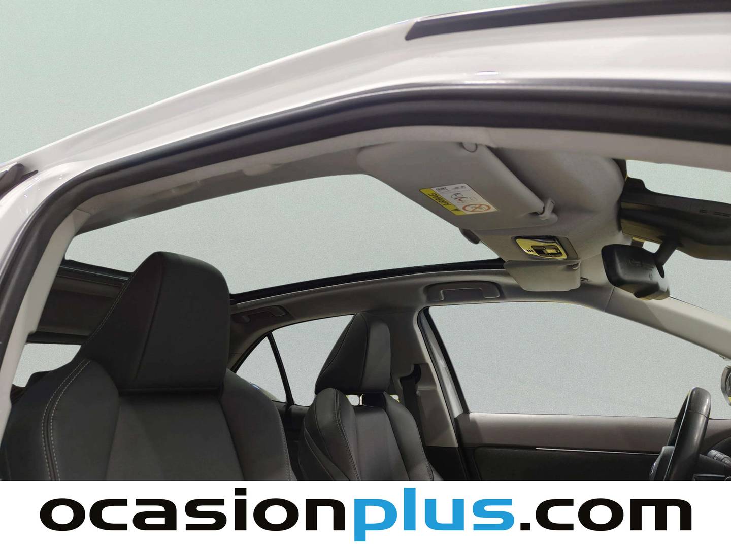 Equipamiento del Toyota Yaris Cross Toyota Yaris Cross 120H Style Plus (116 CV)