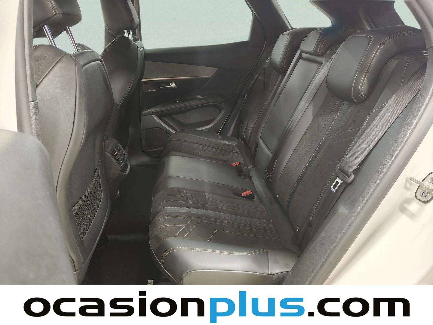 Foto asientos traseros Peugeot 3008 Peugeot 3008 BlueHDi 130 S&S GT Pack EAT8 (130 CV)