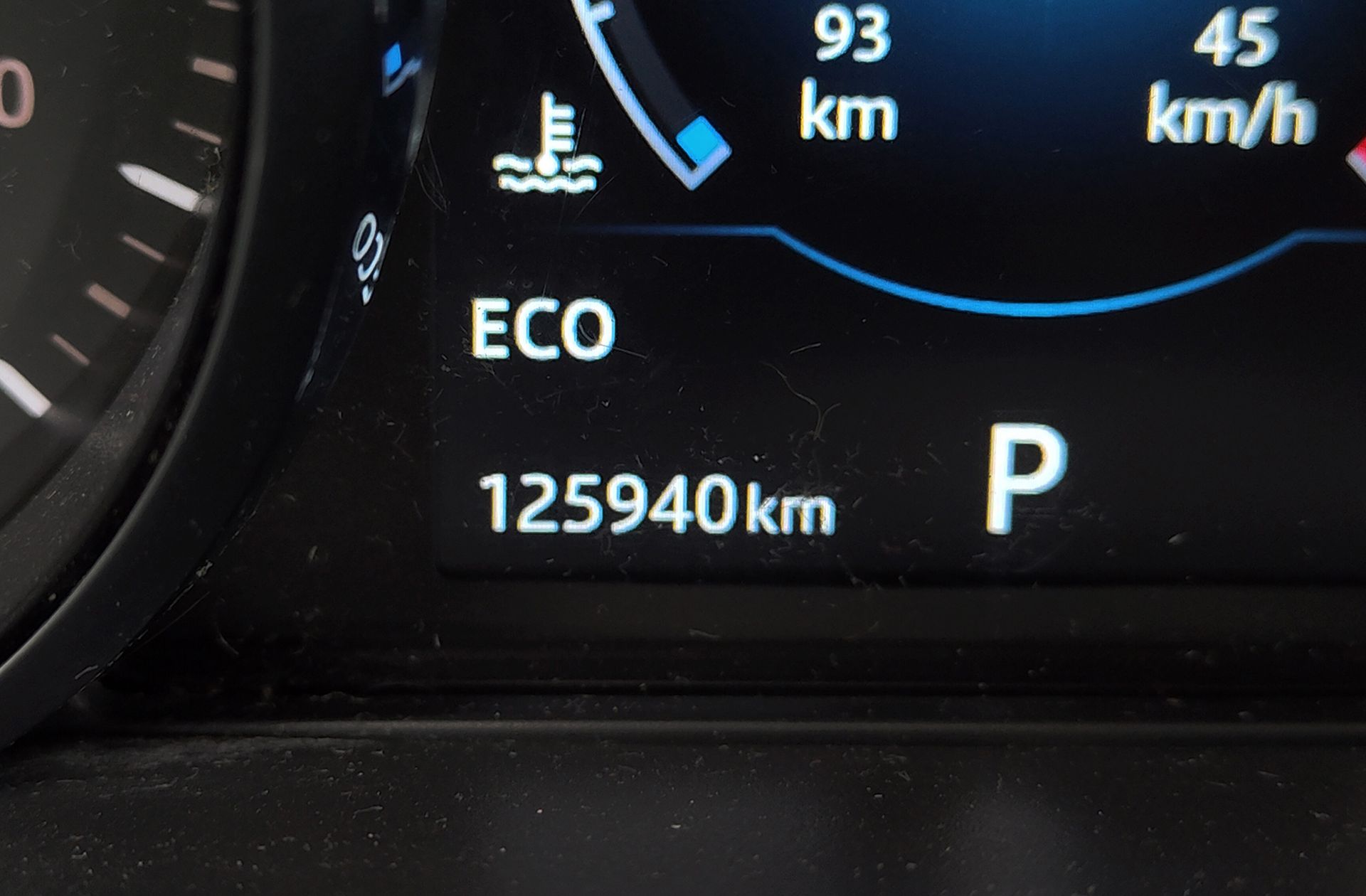Jaguar XE 2.0 Diesel XE-Pure RWD - foto 10