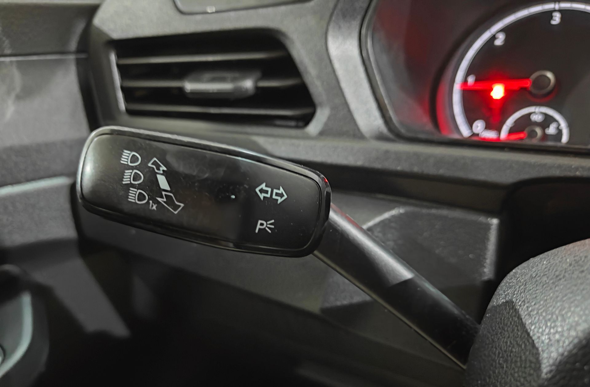 Volkswagen Caddy 2.0 TDI - foto 22
