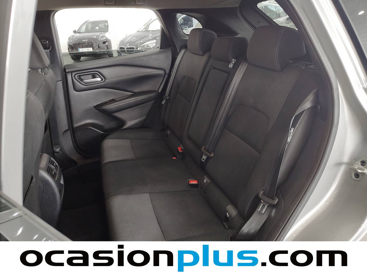 Foto asientos traseros Nissan QASHQAI Nissan Qashqai DIG-T 140 N-Connecta (140 CV)