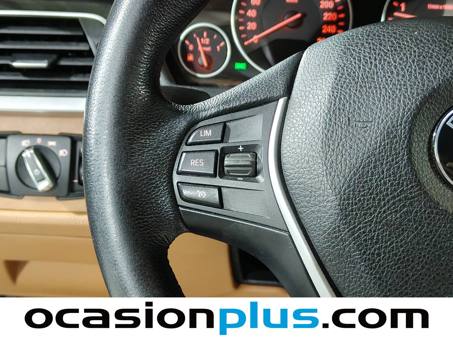 Foto BMW Serie 3 BMW Serie 3 330d Touring (258 CV) Pack Luxury Line