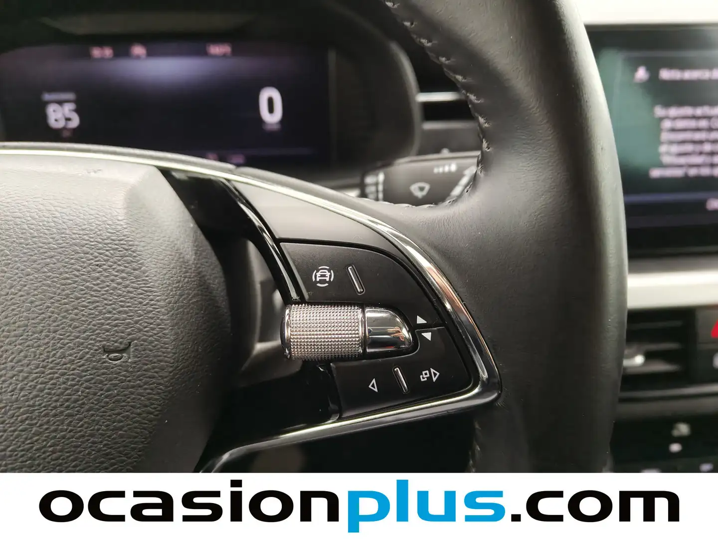 Foto Skoda Kamiq Skoda Kamiq 1.0 TSI Emotion (95 CV)