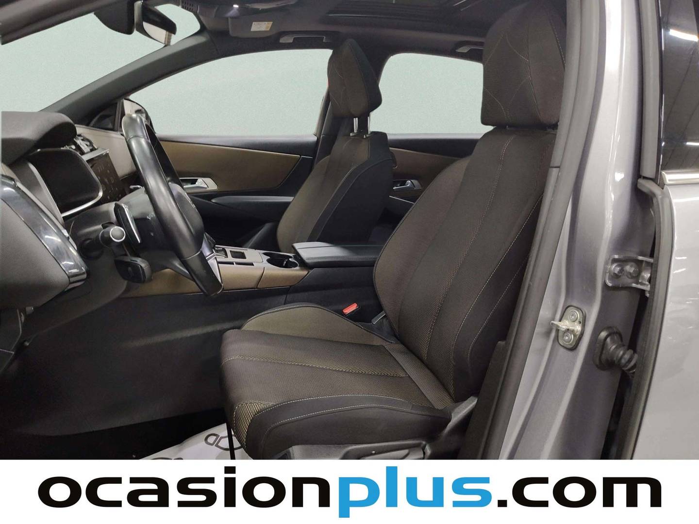 Foto DS DS 7 Crossback DS DS7 Crossback BlueHDi 130 DE Bastille + AT  (130 CV)